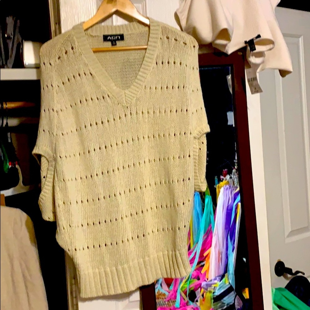 Crochet sweater shortsleeved M